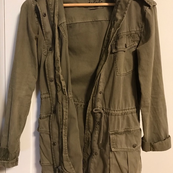 ARITZIA Talula Trooper Jacket - Picture 1 of 2